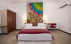 Hasthri Boutique Red Chalet In Ahangama With Pool Near Beach