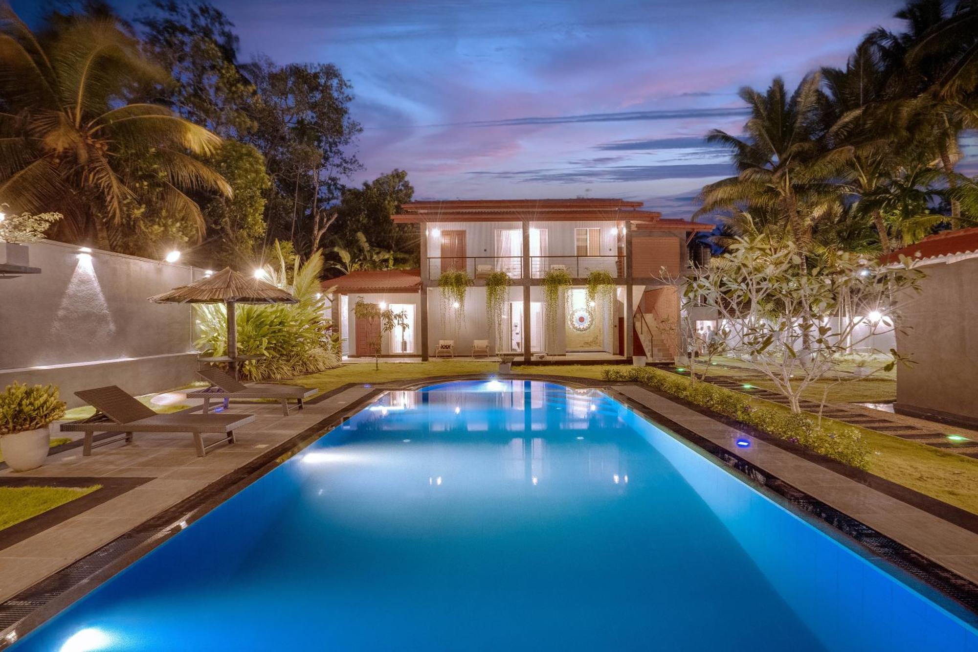 Hasthri Boutique Red Chalet In Ahangama With Pool Near Beach Exterior photo